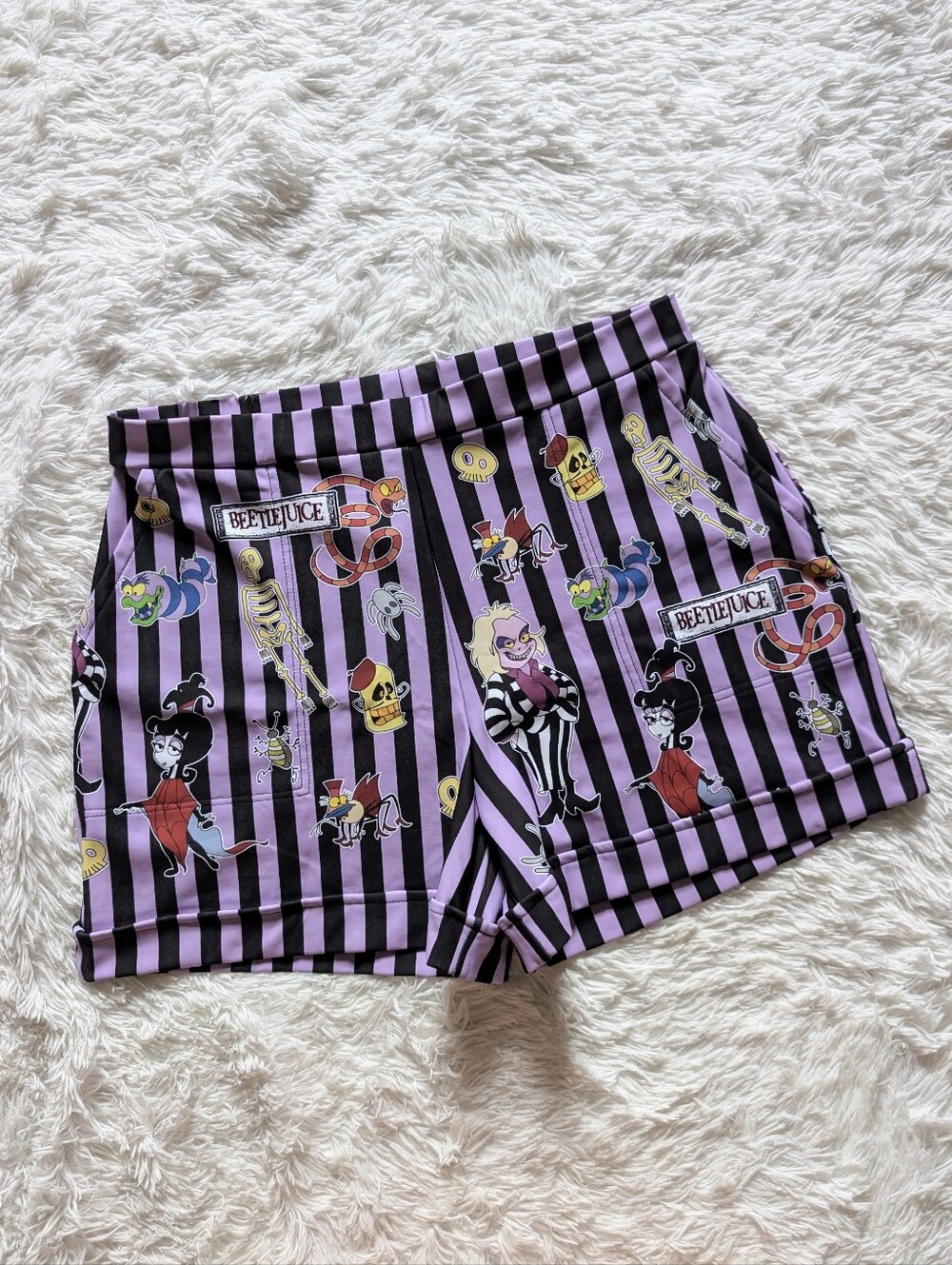 Blackmilk Beetlejuice It's Showtime Purple & Black Striped Cuffed Shorts XL - Picture 3 of 13
